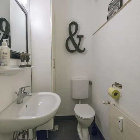 Spacious With Mountain View Apartment Bad Gastein