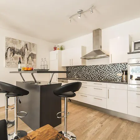 Spacious With Mountain View Bad Gastein