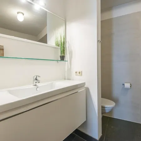 Vakantiehuis Spacious With Mountain View *